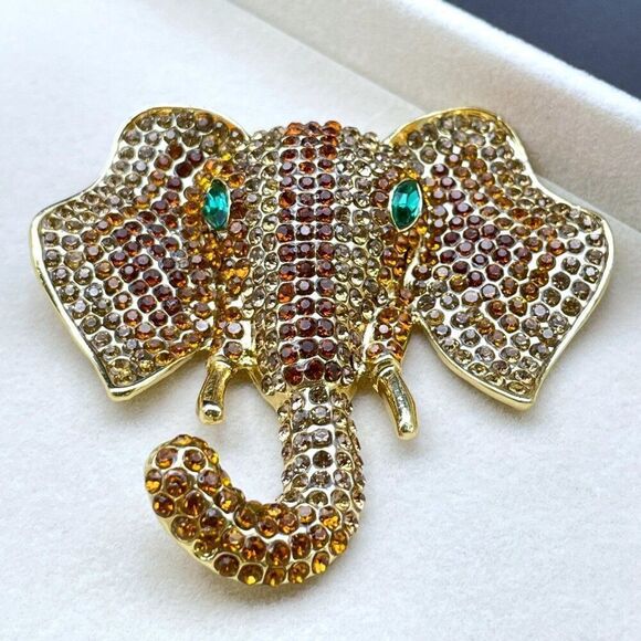 Yellow Gold with Champagne Topaz Crystal Tusked Elephant Pin Back Brooch - Picture 4 of 9